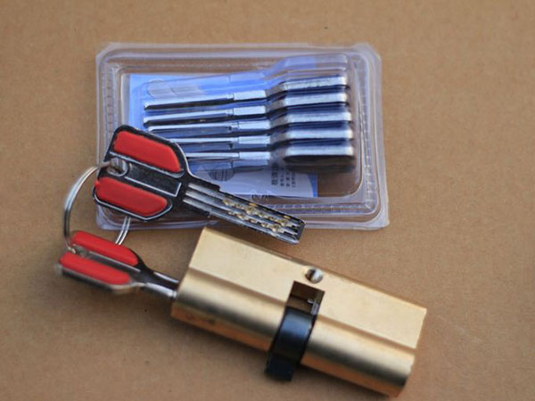 仁化24小时上门开锁公司